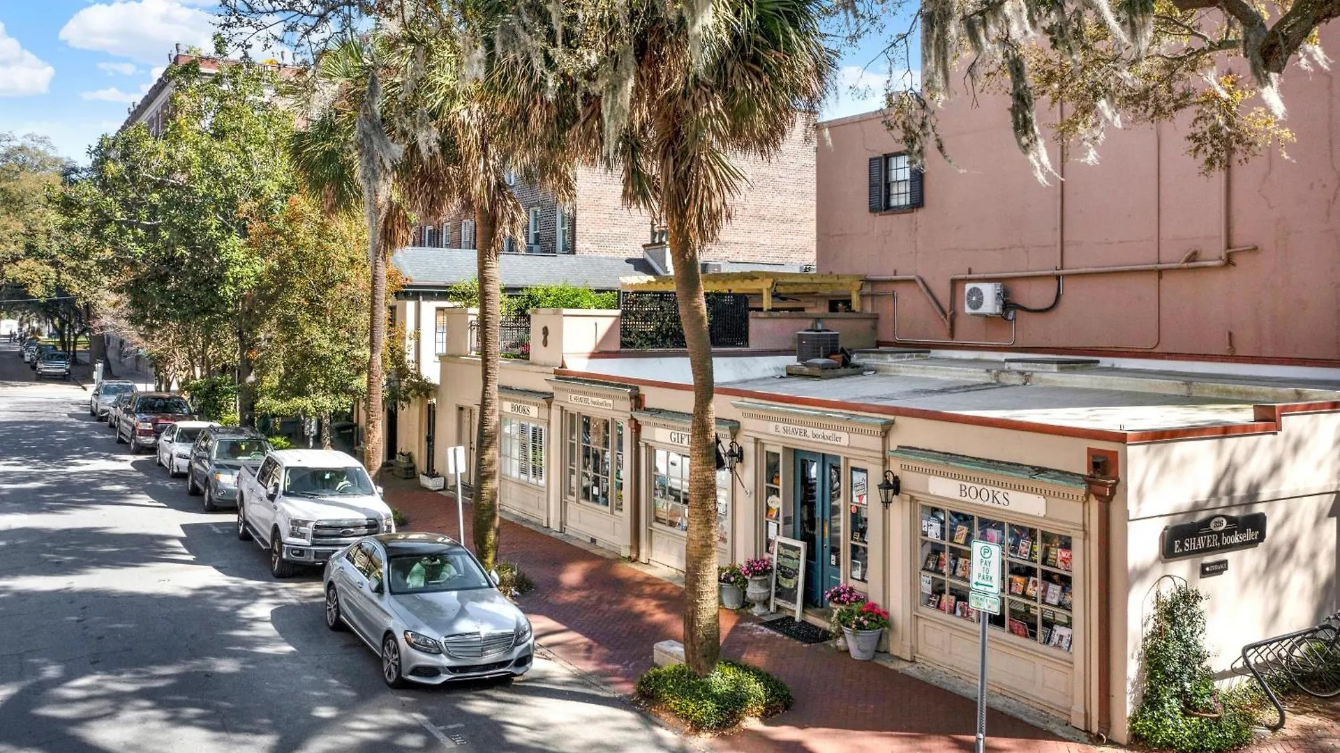 Above The Tea Room Off Madison Square Savannah